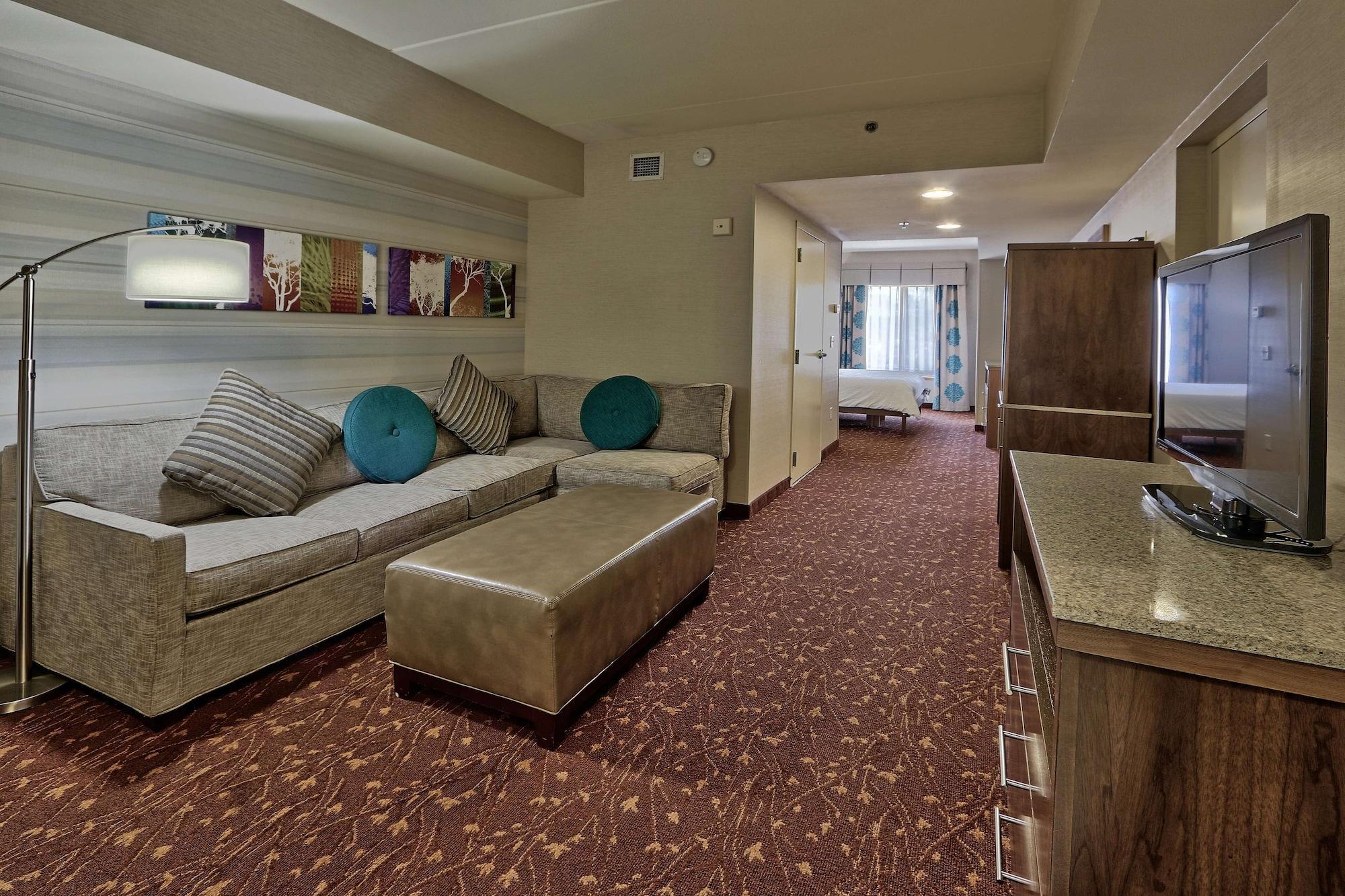 Hilton Garden Inn Albuquerque Airport Exterior photo