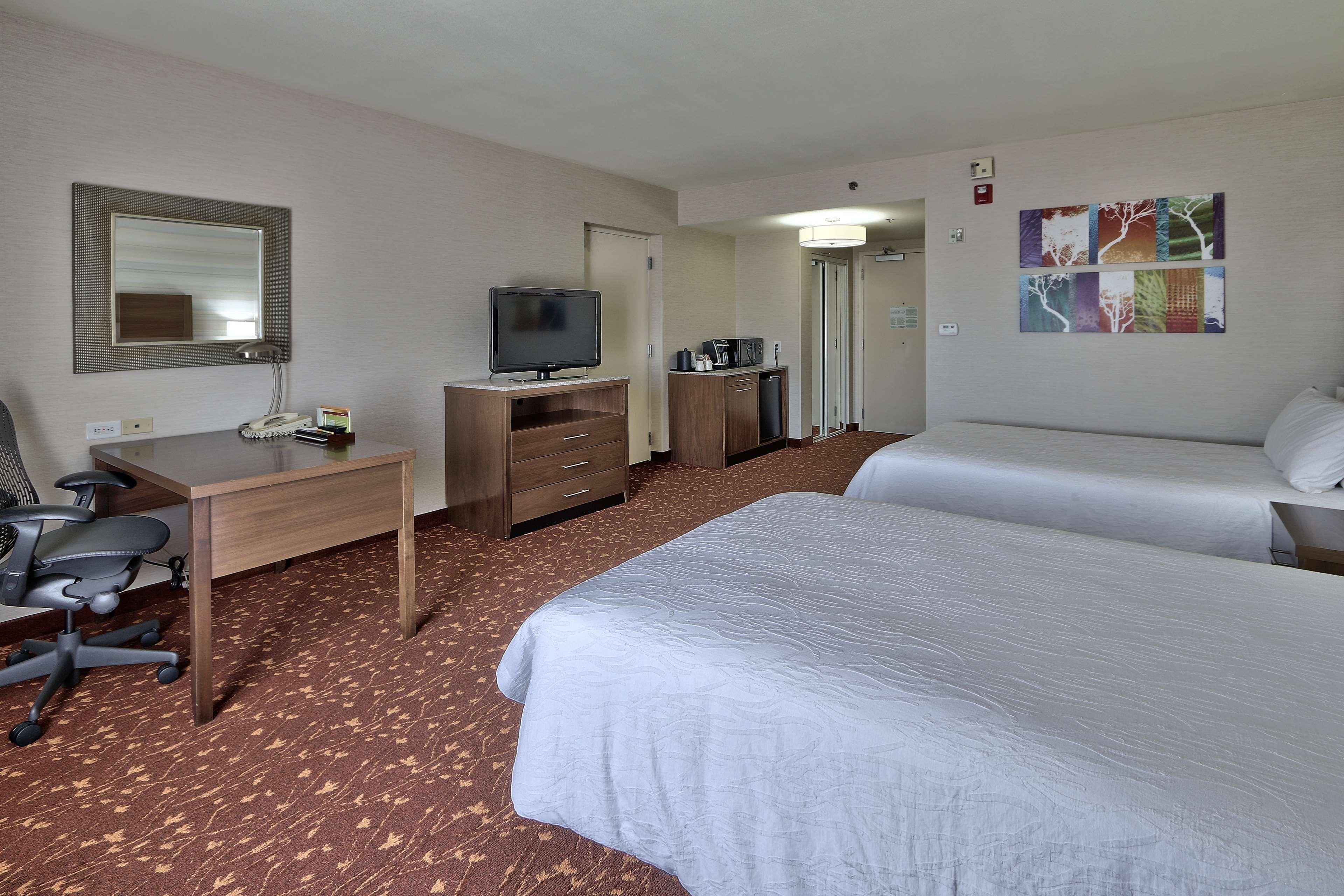 Hilton Garden Inn Albuquerque Airport Exterior photo